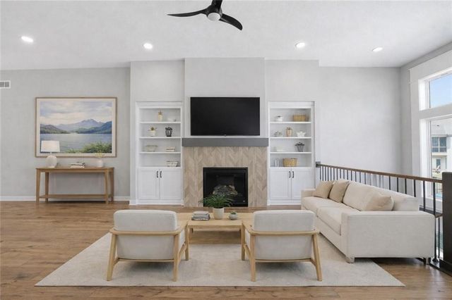 8216 NW 89th Terrace, Kansas City, MO 64153