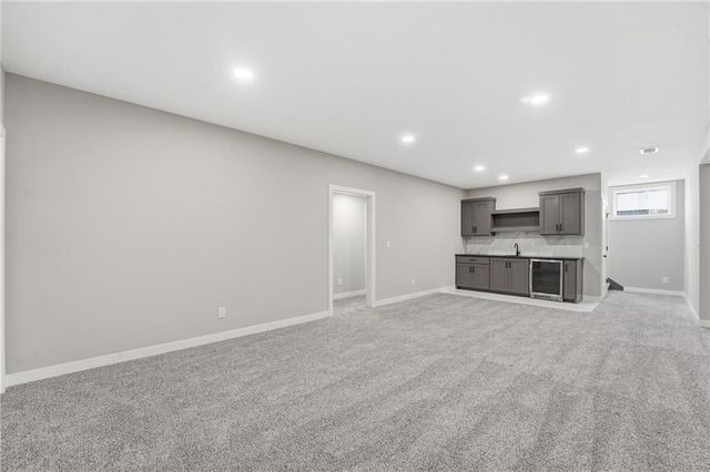 8216 NW 89th Terrace, Kansas City, MO 64153