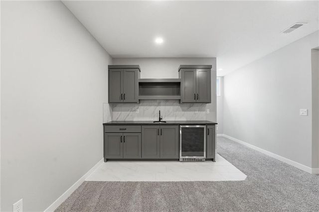 8216 NW 89th Terrace, Kansas City, MO 64153