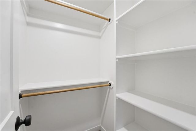 8216 NW 89th Terrace, Kansas City, MO 64153