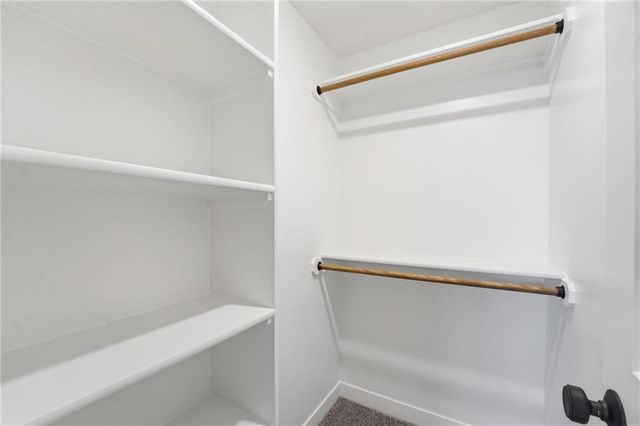 8216 NW 89th Terrace, Kansas City, MO 64153