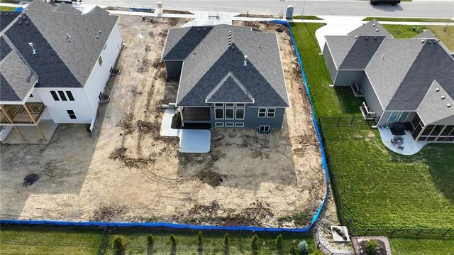 8216 NW 89th Terrace, Kansas City, MO 64153