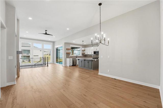 8216 NW 89th Terrace, Kansas City, MO 64153