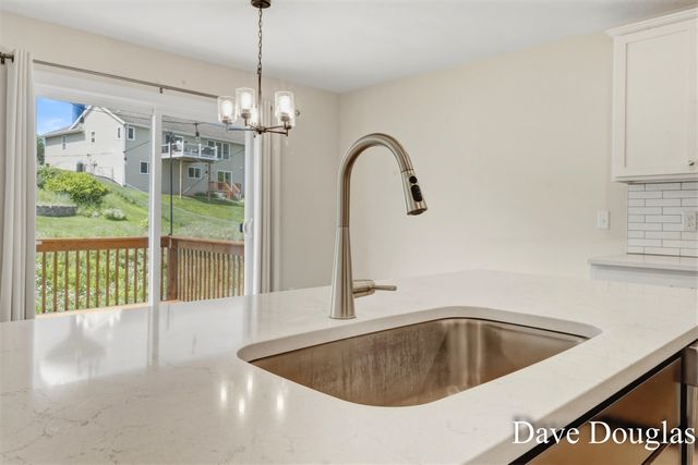237 Young Court, Rockford, MI 49341
