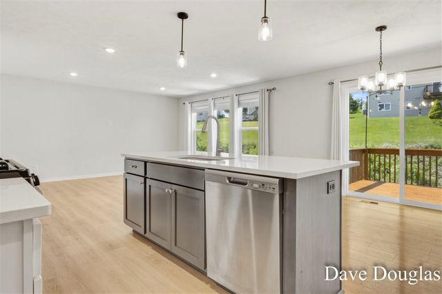 237 Young Court, Rockford, MI 49341