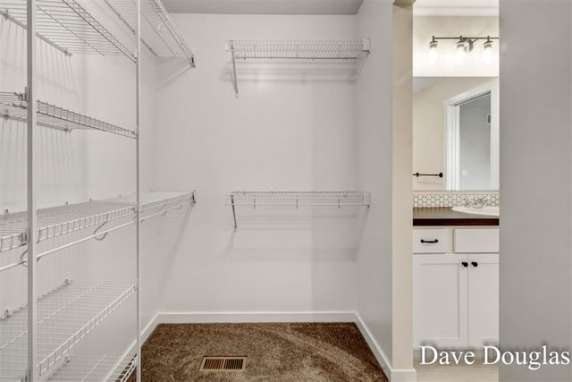 237 Young Court, Rockford, MI 49341
