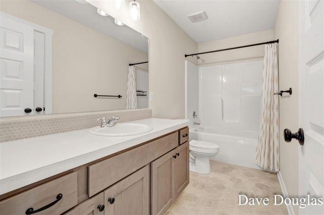 237 Young Court, Rockford, MI 49341
