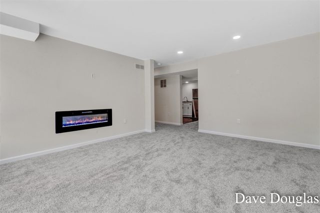 237 Young Court, Rockford, MI 49341