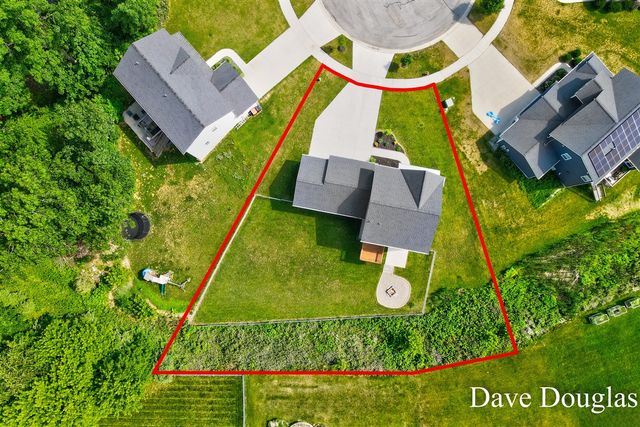 237 Young Court, Rockford, MI 49341