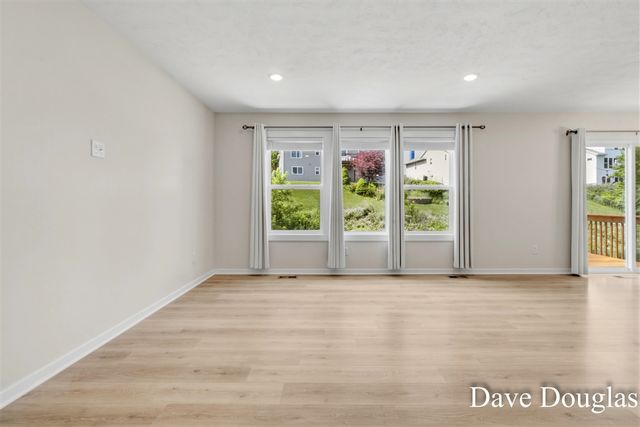 237 Young Court, Rockford, MI 49341