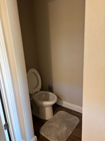 608 Breckenridge Park Drive, Alvarado, TX 76009