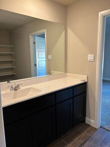 608 Breckenridge Park Drive, Alvarado, TX 76009