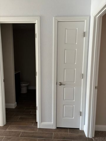 608 Breckenridge Park Drive, Alvarado, TX 76009