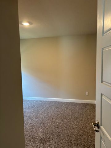 608 Breckenridge Park Drive, Alvarado, TX 76009