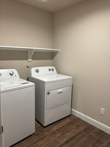 608 Breckenridge Park Drive, Alvarado, TX 76009