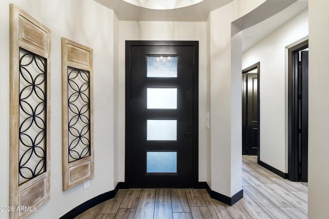 2826 E PIKE Street, Phoenix, AZ 85050