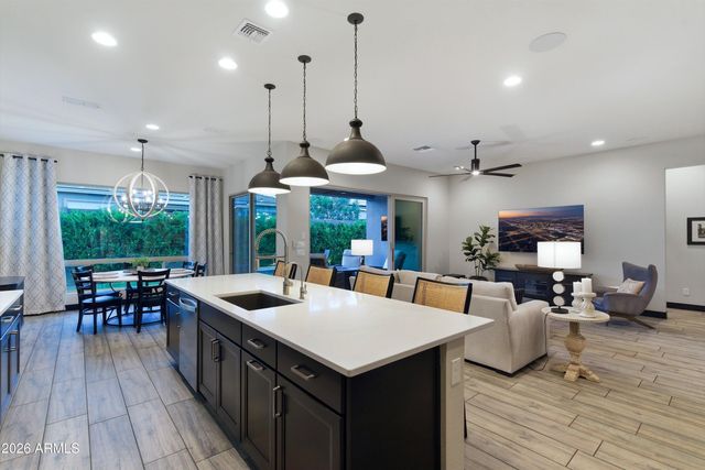 2826 E PIKE Street, Phoenix, AZ 85050