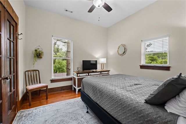 10093 Oklahoma Drive, Rogers, AR 72758