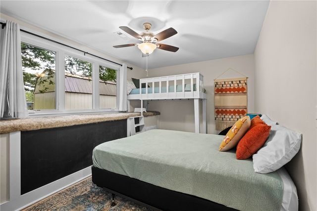 10093 Oklahoma Drive, Rogers, AR 72758