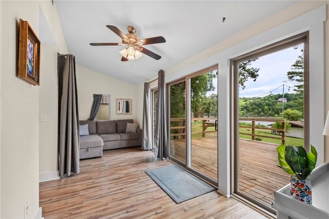 10093 Oklahoma Drive, Rogers, AR 72758