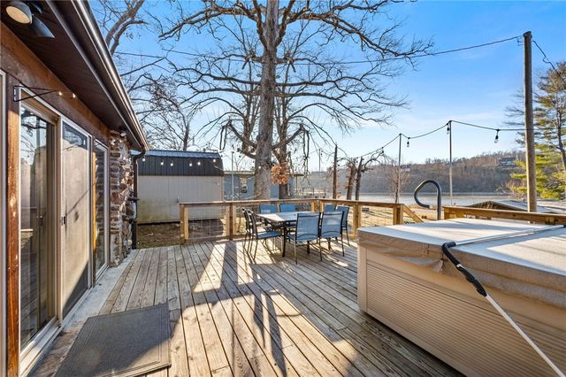 10093 Oklahoma Drive, Rogers, AR 72758