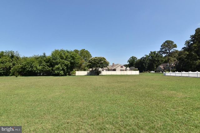 30849 OLD LANDING RD, Laurel, DE 19956