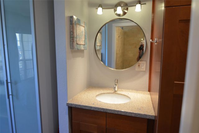 3404 American DR 2101, Lago Vista, TX 78645