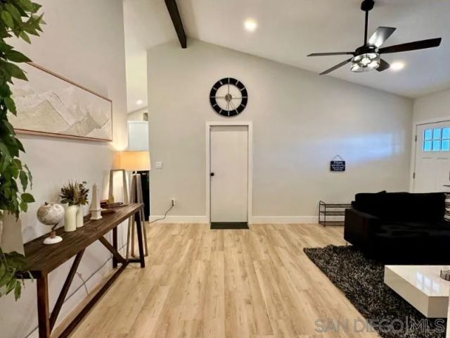 5710 Greycourt, San Diego, CA 92114