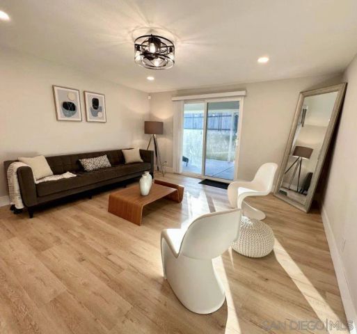5710 Greycourt, San Diego, CA 92114