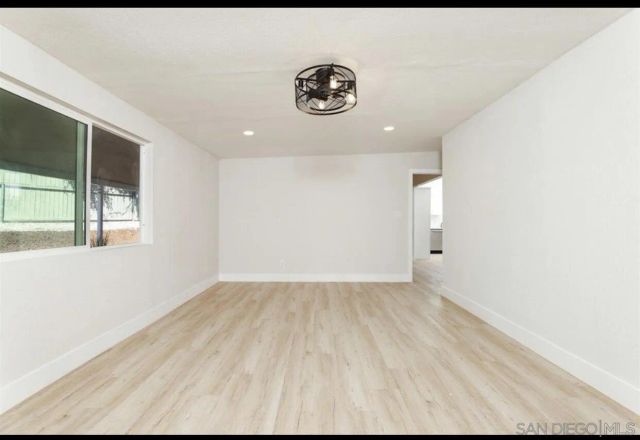 5710 Greycourt, San Diego, CA 92114