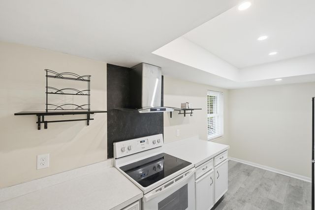 1166 6th Avenue B8, Vero Beach, FL 32960