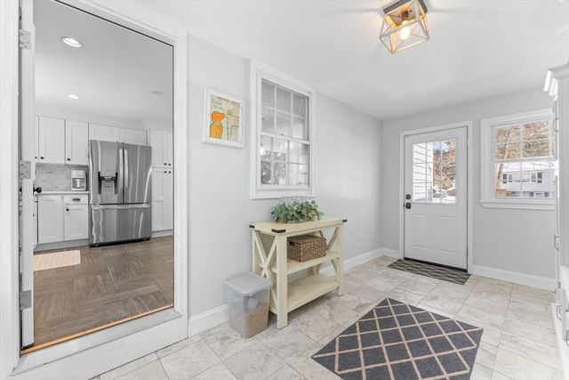 16 Laurel Dr, Medfield, MA 02052