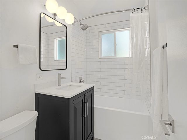 5338 Campo Road, Woodland Hills, CA 91364
