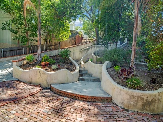 5338 Campo Road, Woodland Hills, CA 91364