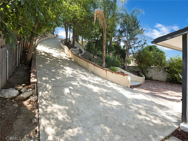 5338 Campo Road, Woodland Hills, CA 91364