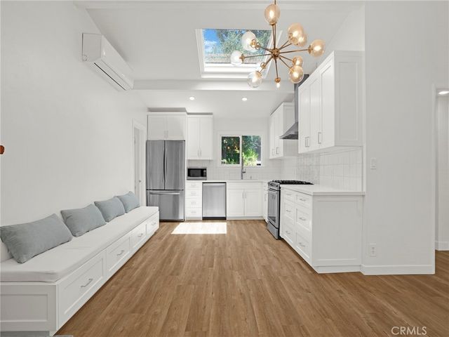 5338 Campo Road, Woodland Hills, CA 91364