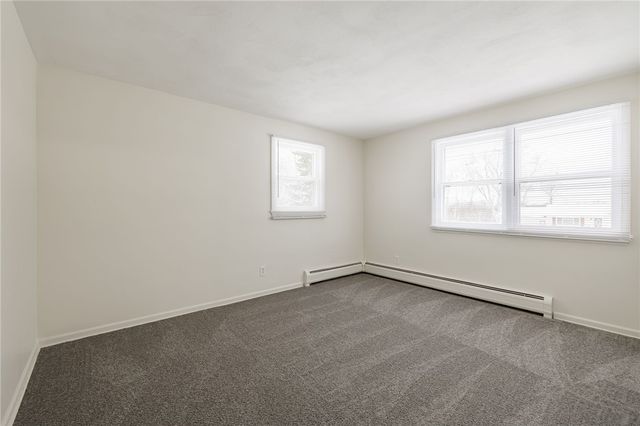 16 McNair Drive, Chili, NY 14624