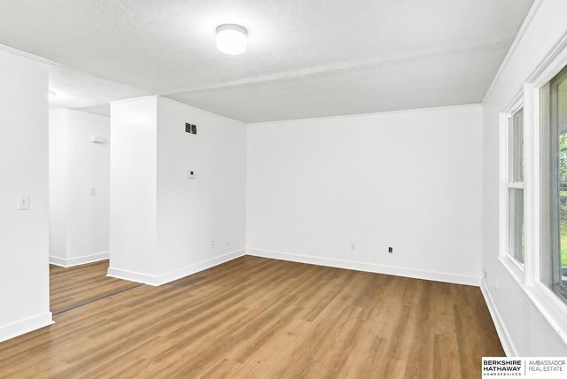 5400 W Benton Street, Lincoln, NE 68524