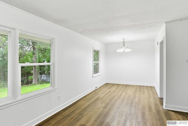 5400 W Benton Street, Lincoln, NE 68524