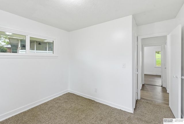 5400 W Benton Street, Lincoln, NE 68524
