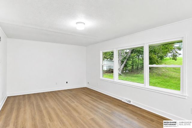 5400 W Benton Street, Lincoln, NE 68524