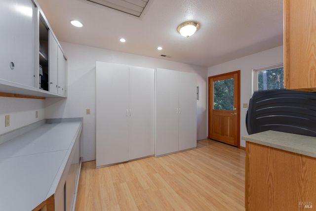 4862 Blue Lake Rd, Willits, CA 95490