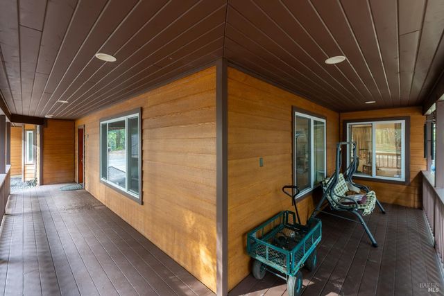 4862 Blue Lake Rd, Willits, CA 95490