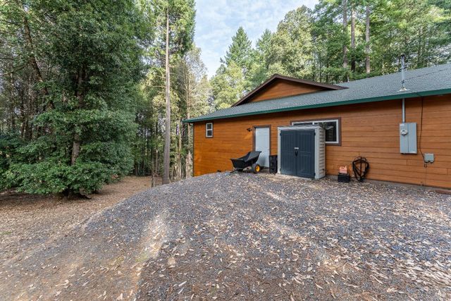 4862 Blue Lake Rd, Willits, CA 95490
