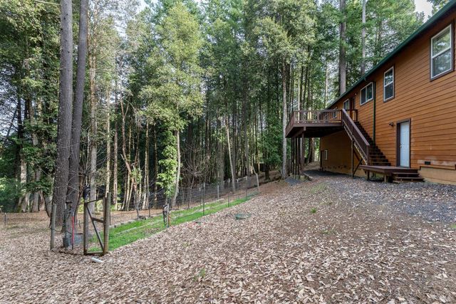 4862 Blue Lake Rd, Willits, CA 95490