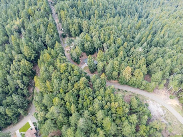 4862 Blue Lake Rd, Willits, CA 95490