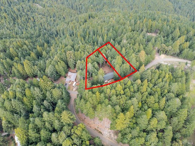 4862 Blue Lake Rd, Willits, CA 95490