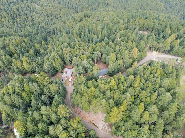 4862 Blue Lake Rd, Willits, CA 95490
