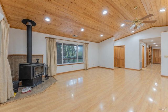 4862 Blue Lake Rd, Willits, CA 95490