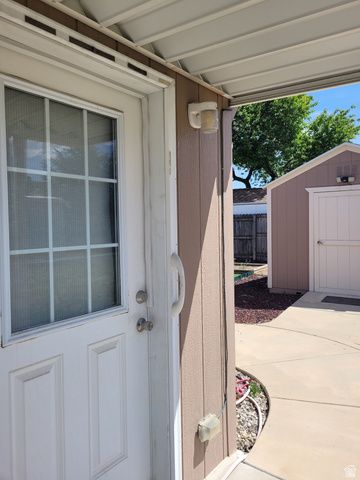3915 W GENTRY, West Jordan, UT 84088
